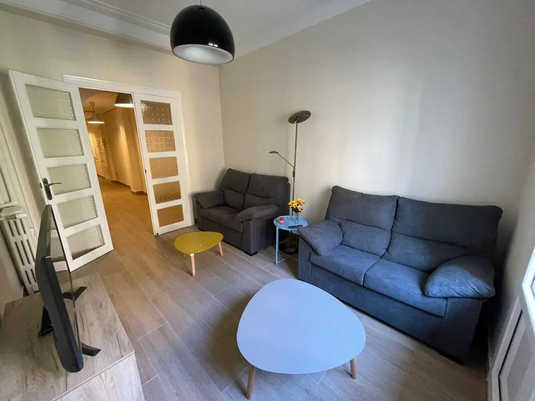 Cosy double bedroom close to Plaza de los sitios