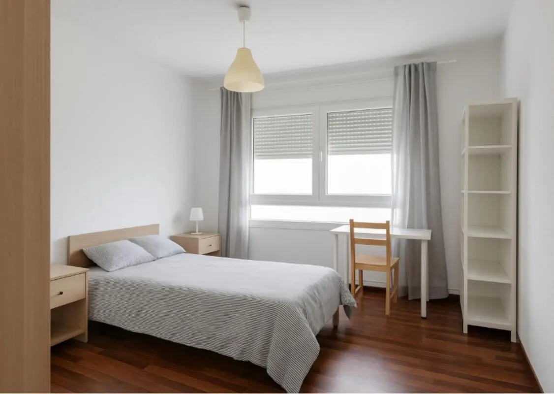 Explosive Double Bedroom close to Campus Sur University