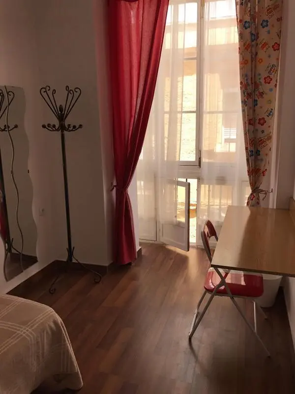 Friendly single bedroom close to Universidad de Cádiz