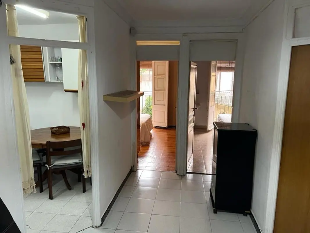 Inviting double bedroom in Sants-Montjuïc