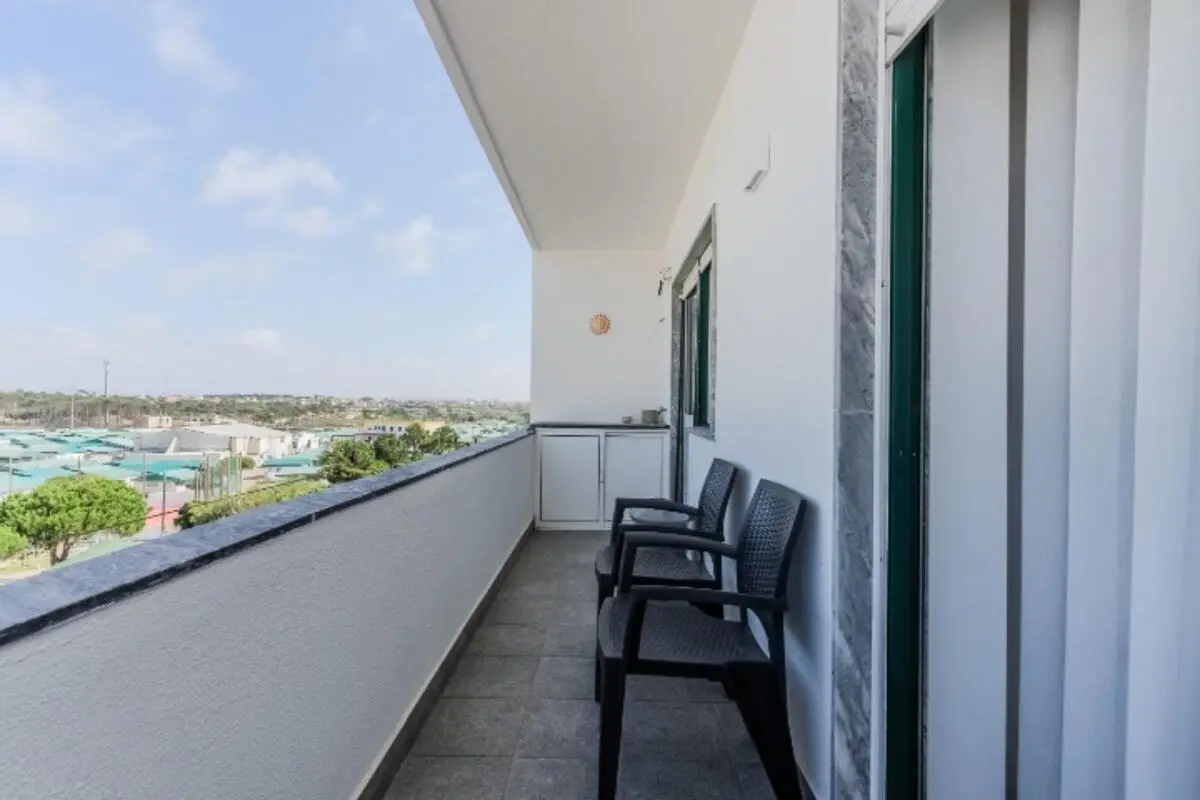 4-bedroom apartment, with outdoor area