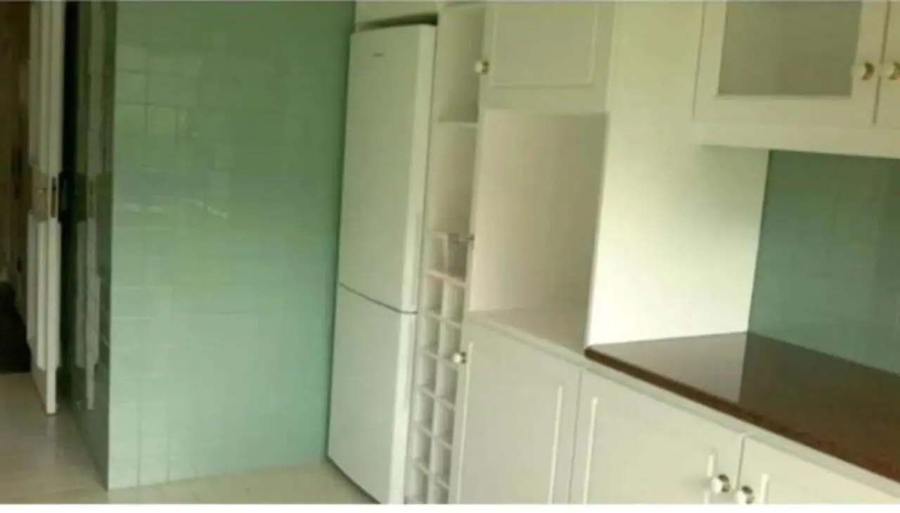 Lovely bedroom in Torres Vedras