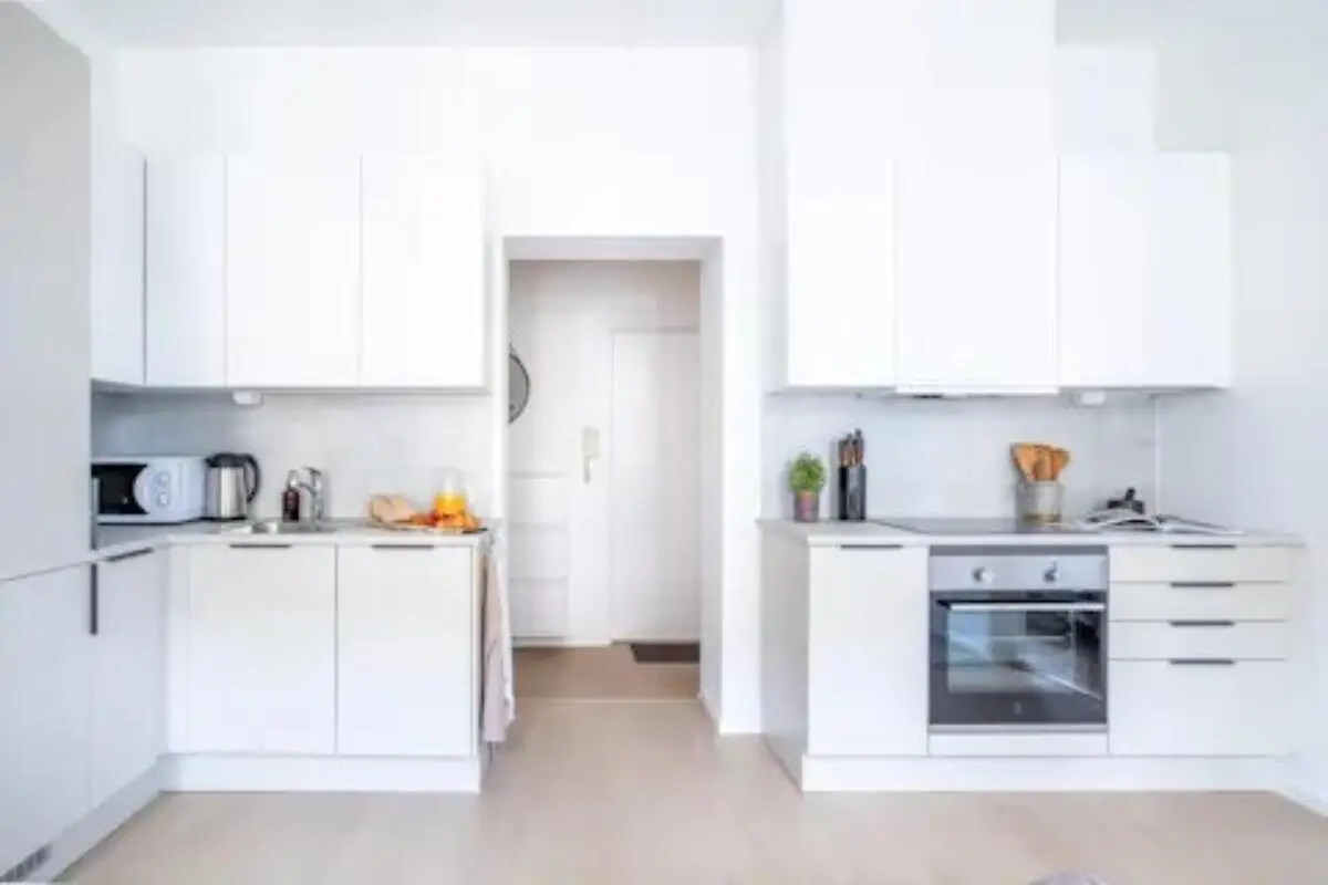 Bright single bedroom in Grünerløkka