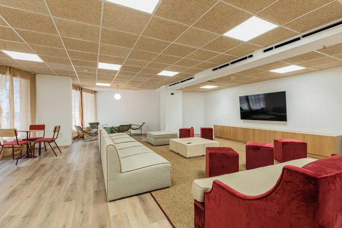 Bed in a twin bedroom with kitchen near Doctor Morales Park