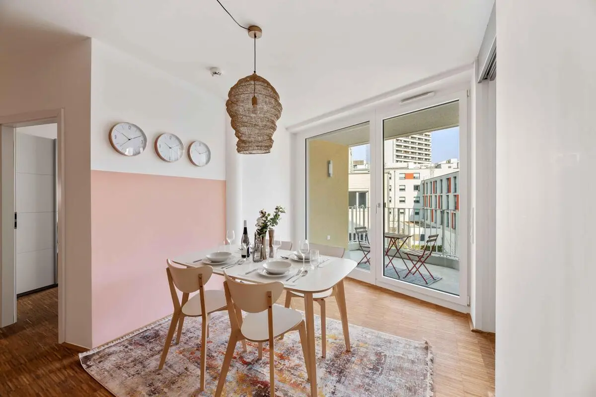 Inviting single bedroom in a student flat, in Sendling-Westpark