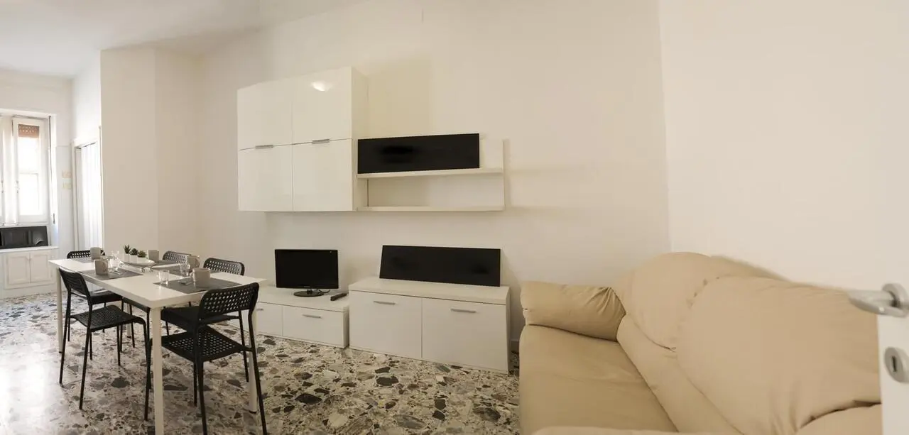 Welcoming single bedroom in Marconi