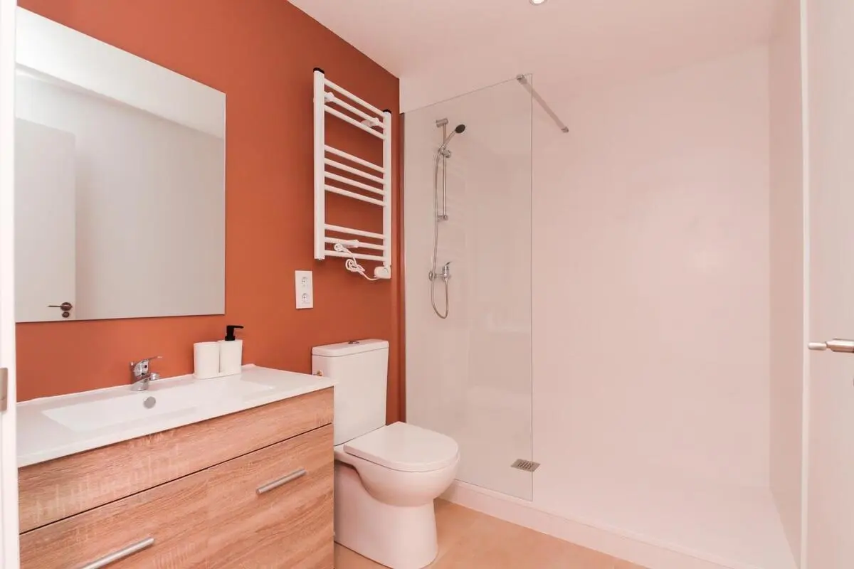 Great looking single bedroom in a property with balcony