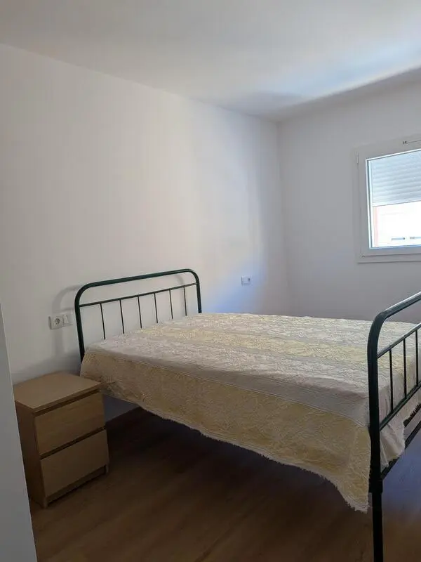 Nice bedroom in a 4-bedroom flat