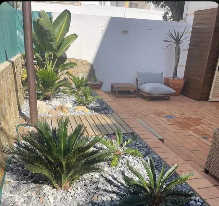 Welcoming 1 Bedroom Apartment with a Terrace close to Luz Beach