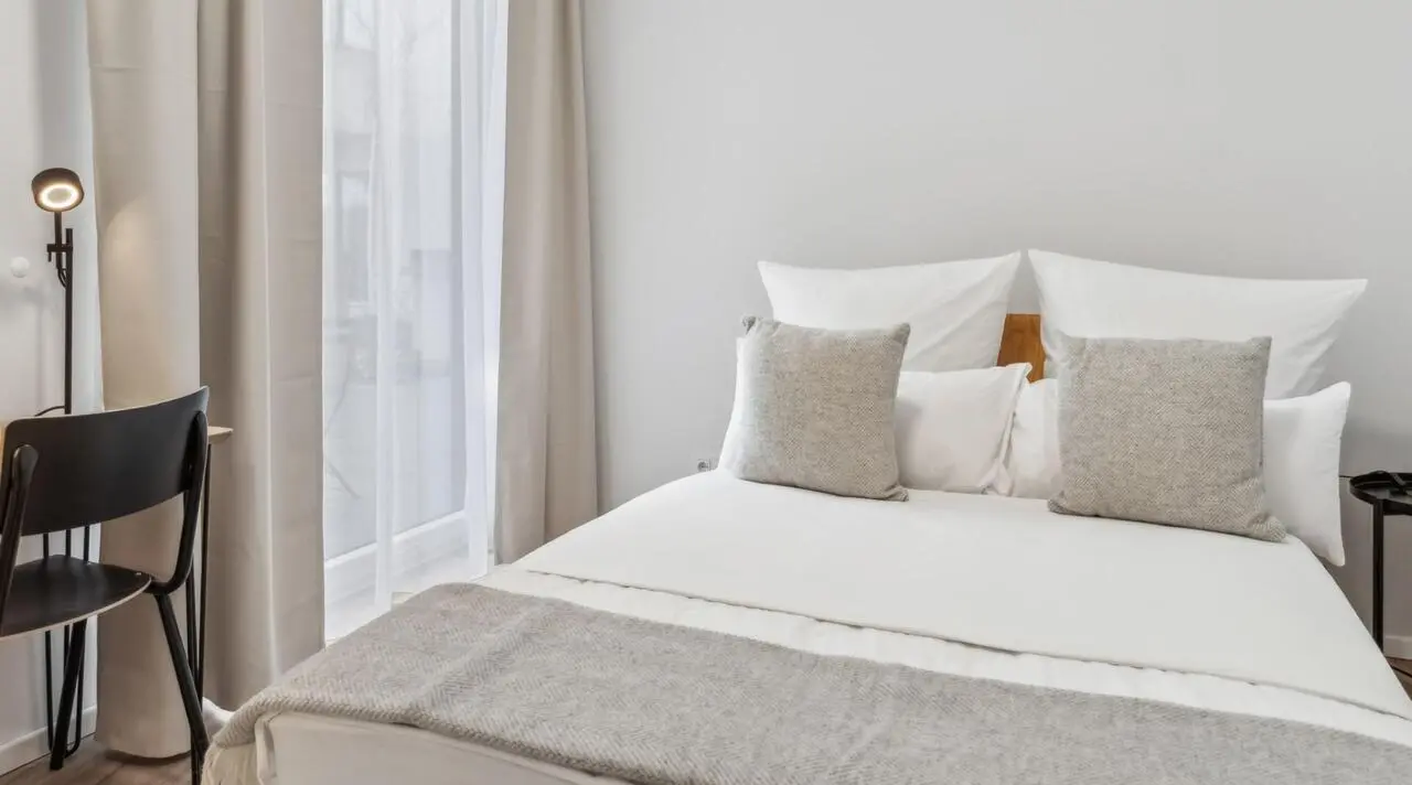 Spacious double bedroom in a welcoming shared flat in the well-connected Zentrum-Nord district