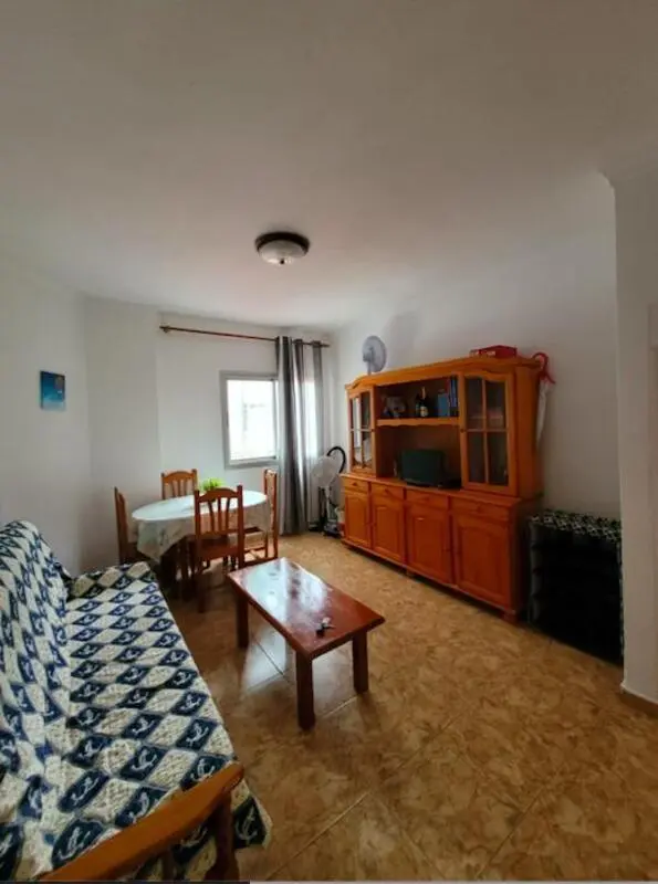 Double bedroom near Playa de las Canteras for Erasmus students