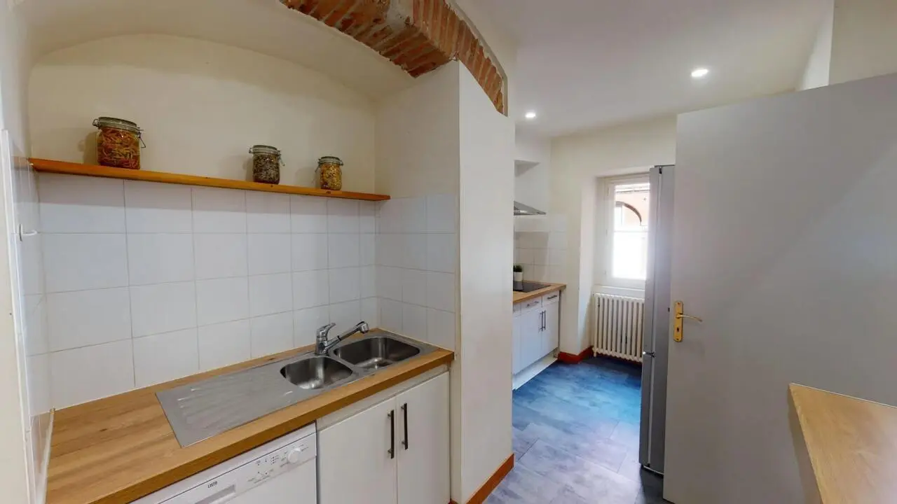 Smart double bedroom not far from Basilique Notre Dame la Daurade