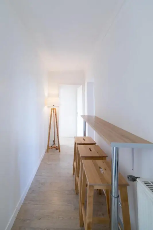 Luminous double bedroom in a 4-bedroom apartment near Saint Agne-SNCF transport station