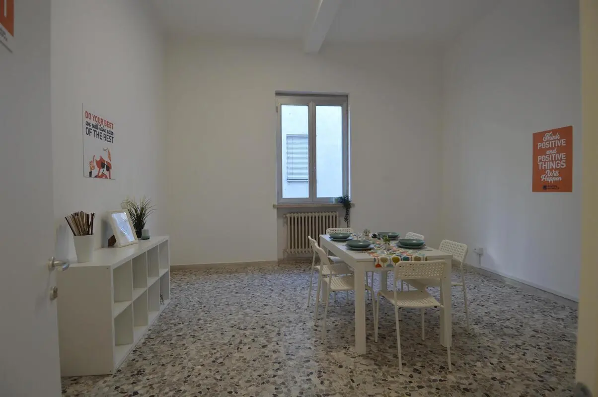 Welcoming double bedroom in Parco del Popolo