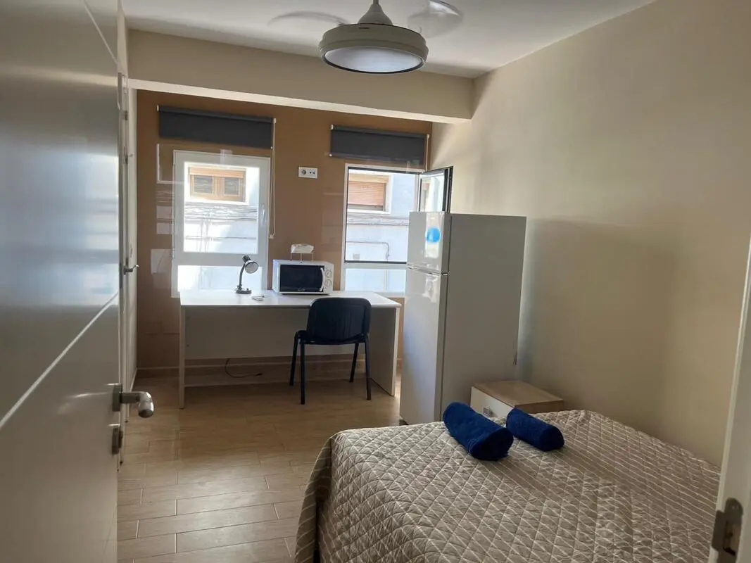 Comfortable double ensuite bedroom in central Cuenca