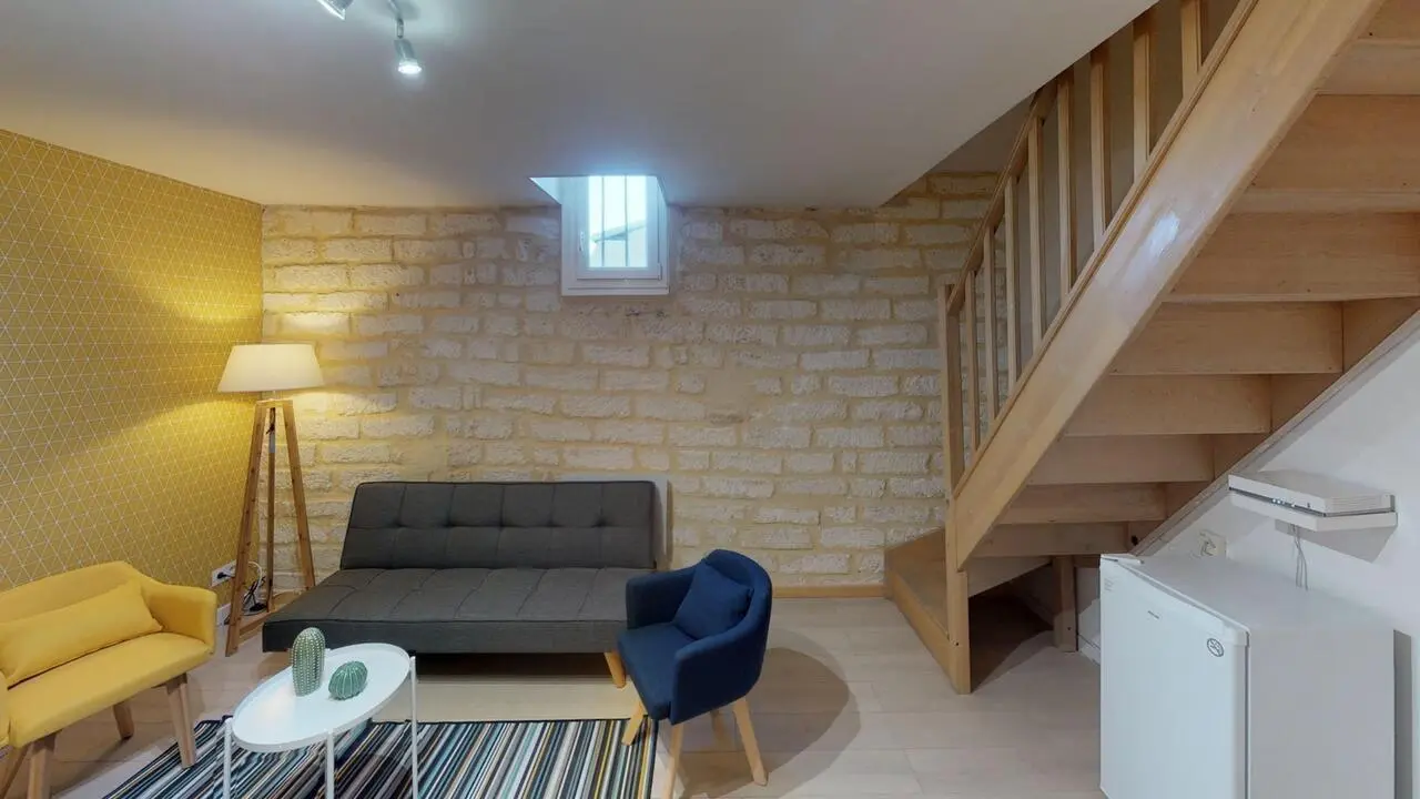 Pretty double bedroom in Gambetta