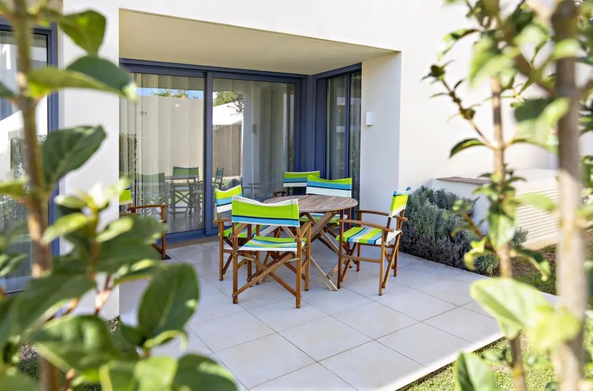 Sunny flat with a modern style