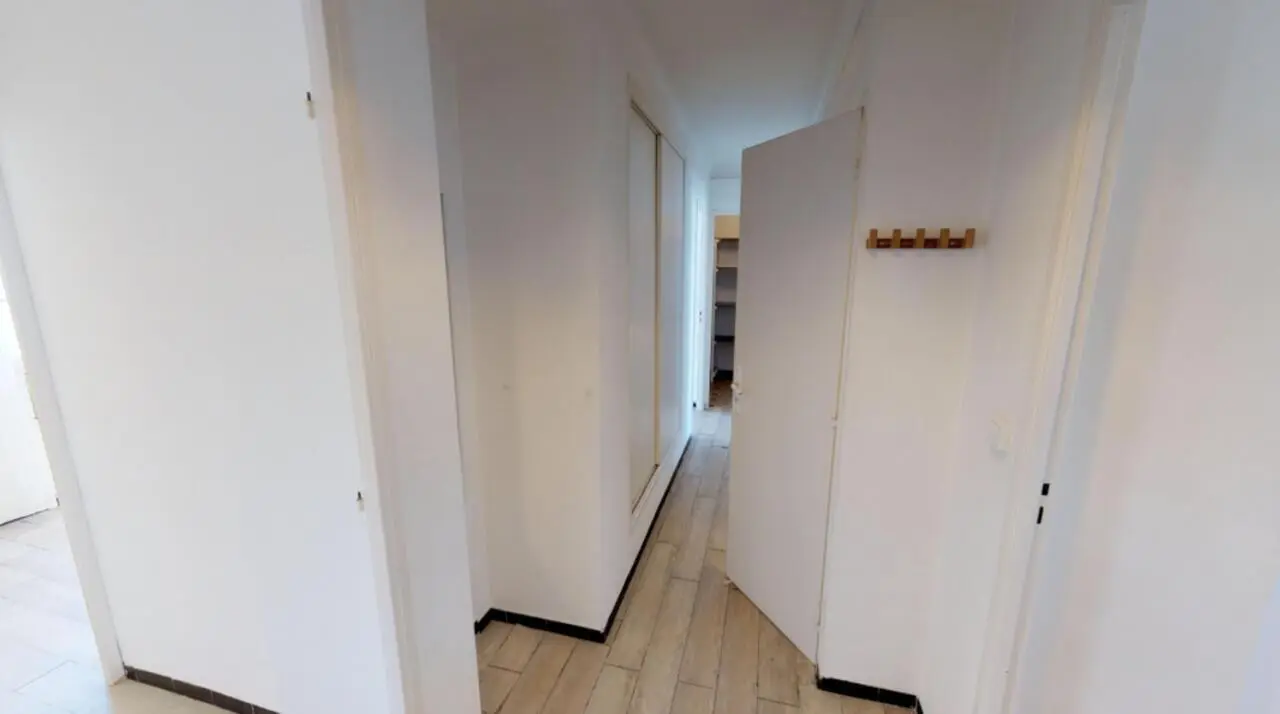 Delightful double bedroom in Boutonnet