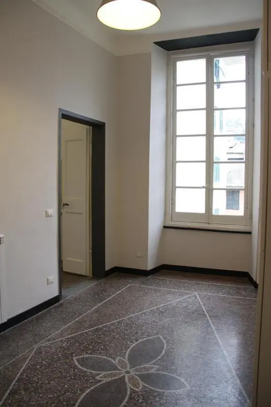 Single bedroom in a 5-bedroom apartment near Darsena metro station