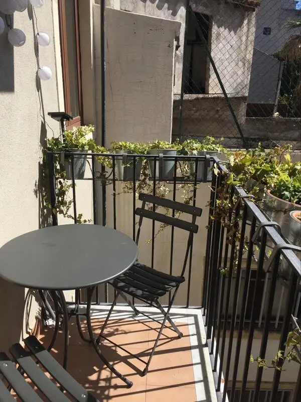 1-bedroom apartment, with balcony, sofa bed , next to Piazza Dante, University of Catania