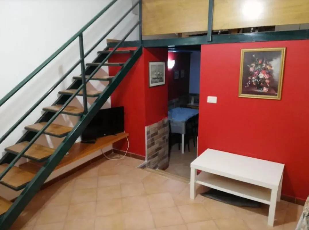 Comfy Apartment close Piazza Duomo and Convento Benedettini