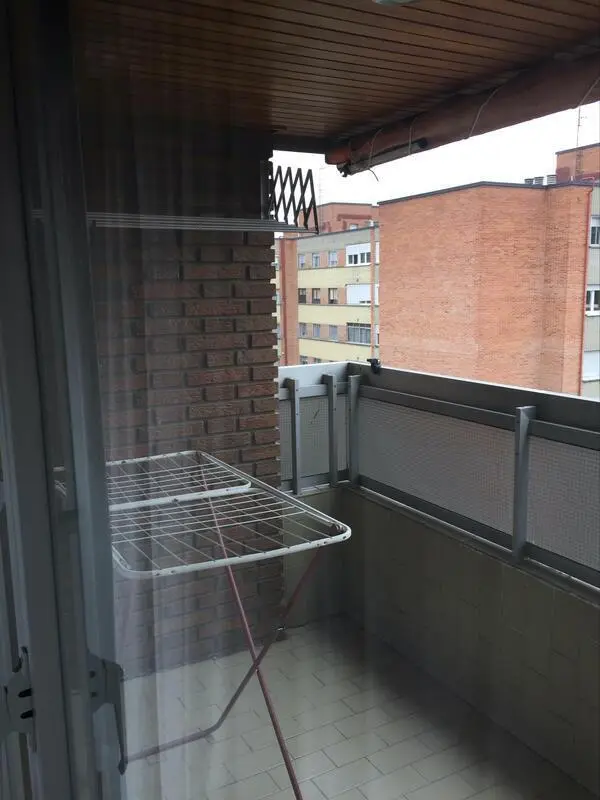 Bedroom for students in a 3-bedroom flat, near Universidad de Valladolid