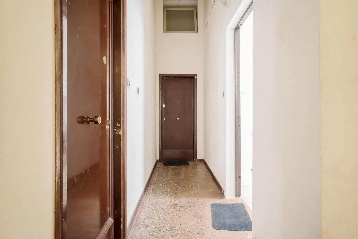 Cosy and bright studio steps from Piazza Maggiore