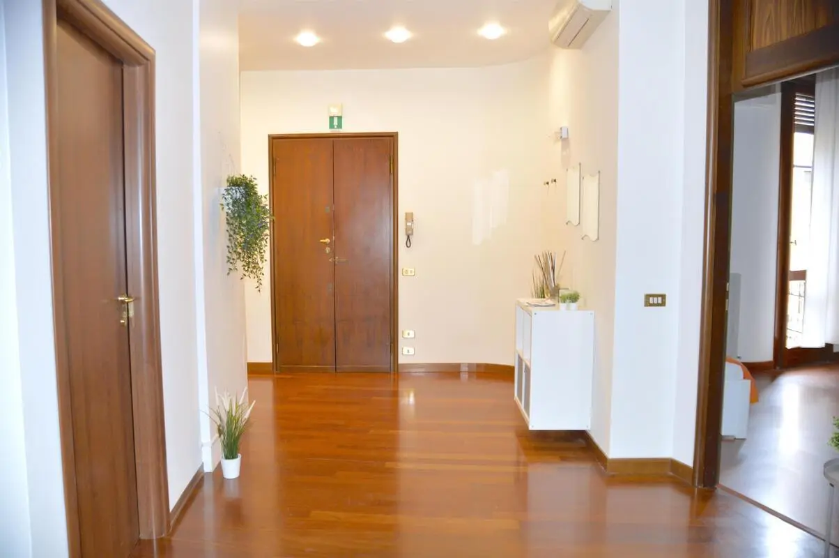 Large single bedroom in the centre of Modena