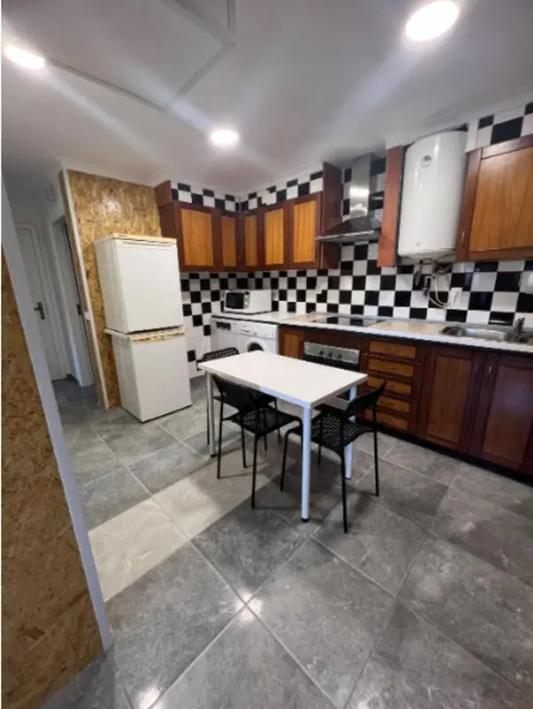 Nice Single Bedroom close to Dom Carlos I Park