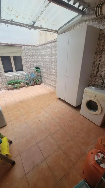 Modern Single Bedroom close to UMH University