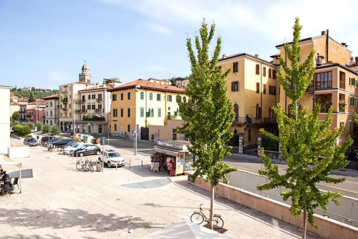 Inviting single bedroom in Veronetta