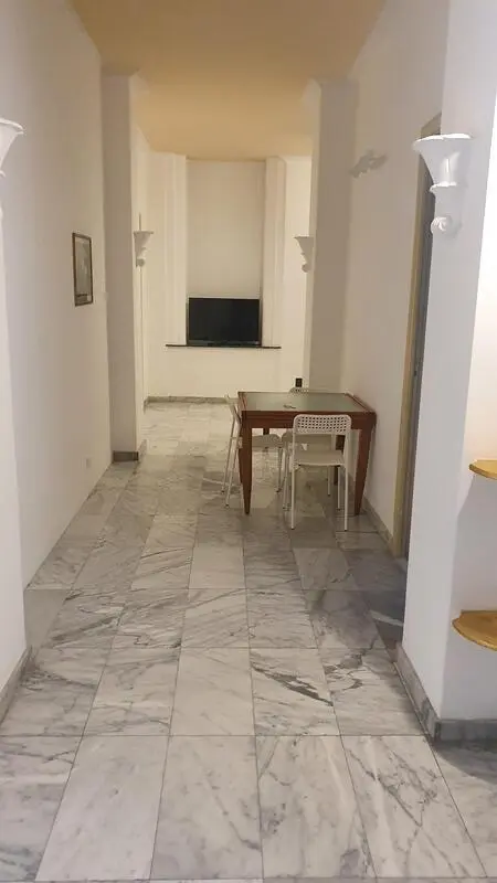 Single Bedroom with Balcony in Turin