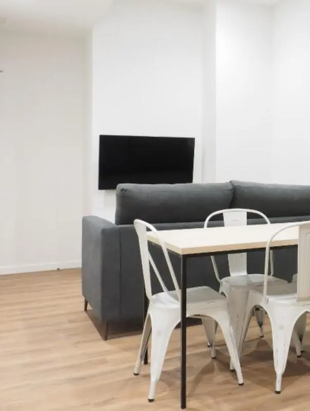 Bed in twin bedroom near S. Mames train station